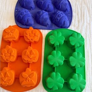 Silicone Holiday Mold Trio - Orange Pumpkins, Green Clovers, Blue Eggs